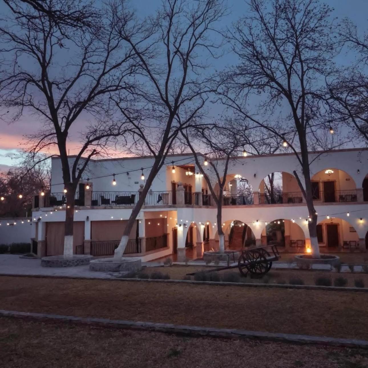 Los Vinedos Gran Hotel Паррас-де-ла-Фуэнте Экстерьер фото